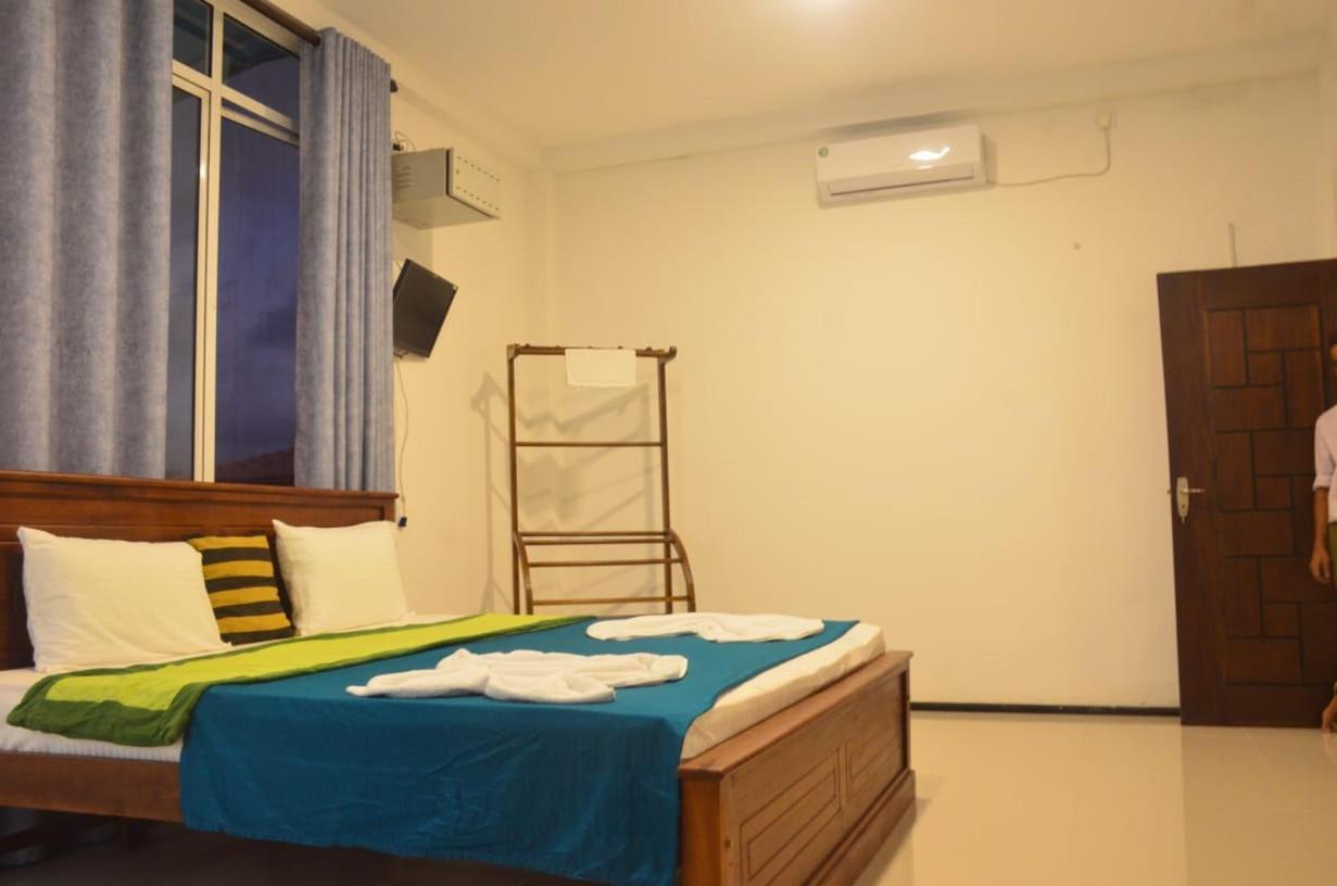 Vidushi Home Minuwangoda エクステリア 写真