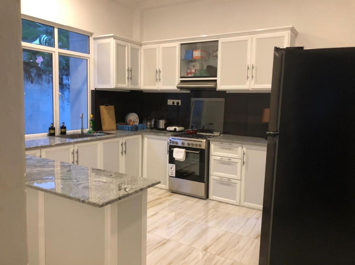 Vidushi Home Minuwangoda エクステリア 写真