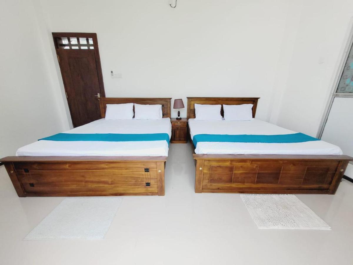 Vidushi Home Minuwangoda エクステリア 写真